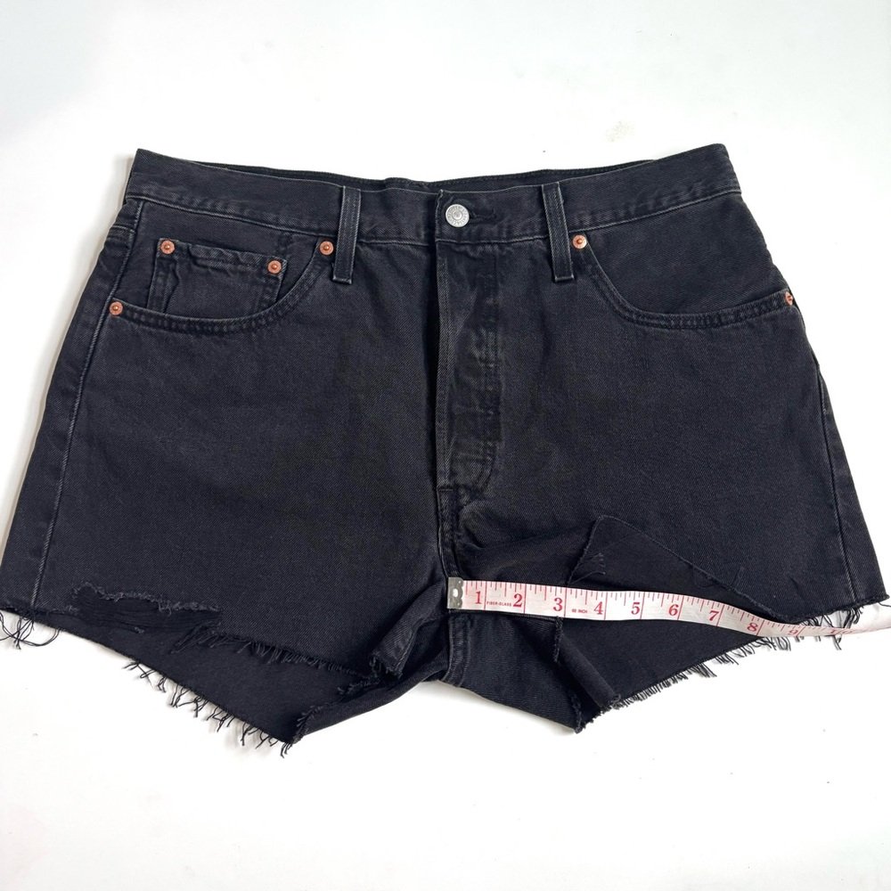 Levi’s 501 High Rise Raw Hem Black Denim Jean Shorts Size 32 - Picture 13 of 15